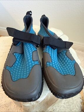 Women’s NRS Blue and Gray Slip-On Moccasin Water Shoes paddle-board, River